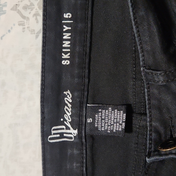 Pants - Picture 4 of 4